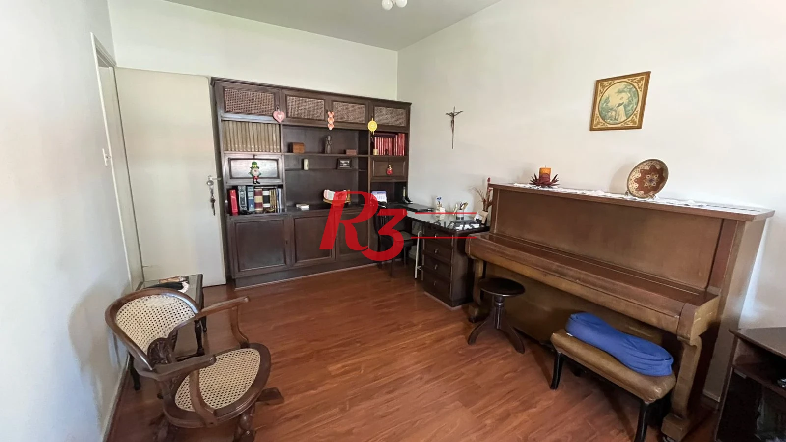 Apartamento com 3 dormitórios à venda, 140 m² por R$ 799.000,00 - Gonzaga - Santos/SP