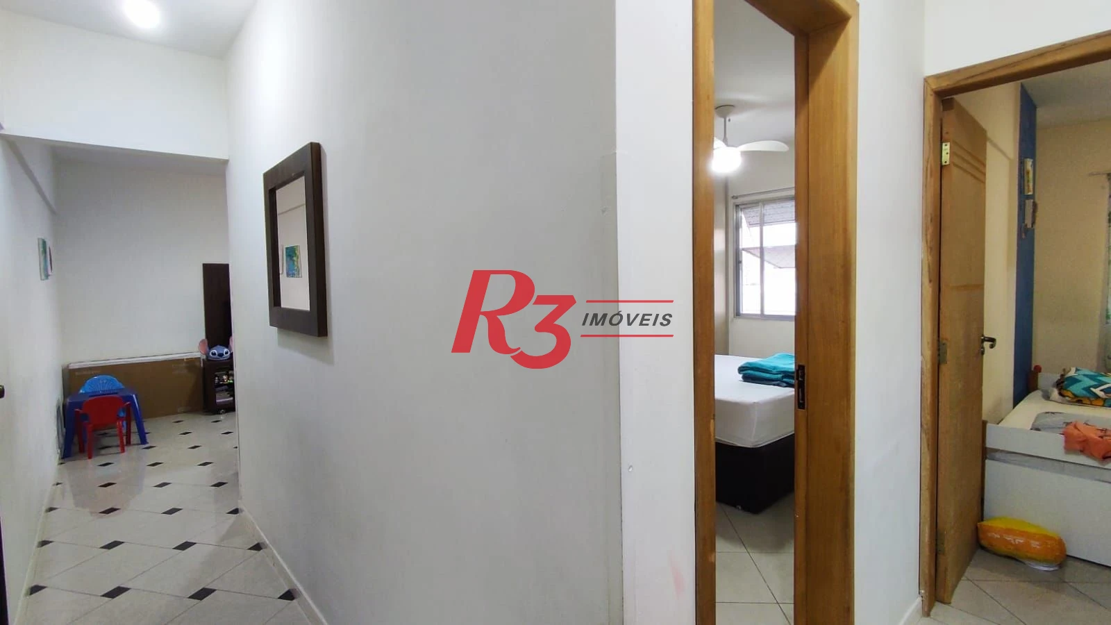 Apartamento com 2 dormitórios à venda, 70 m² por R$ 480.000,00 - Campo Grande - Santos/SP