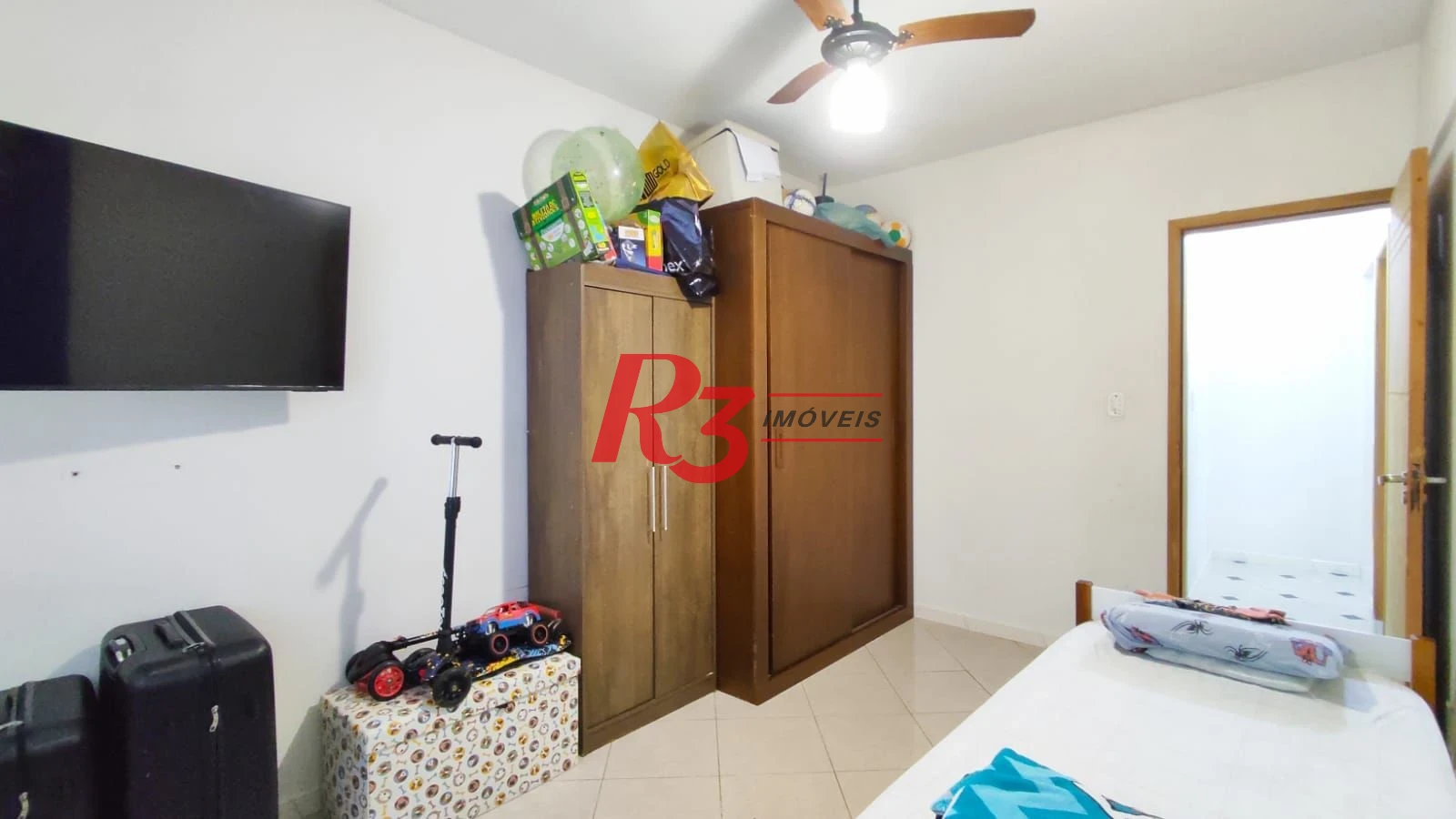 Apartamento com 2 dormitórios à venda, 70 m² por R$ 480.000,00 - Campo Grande - Santos/SP