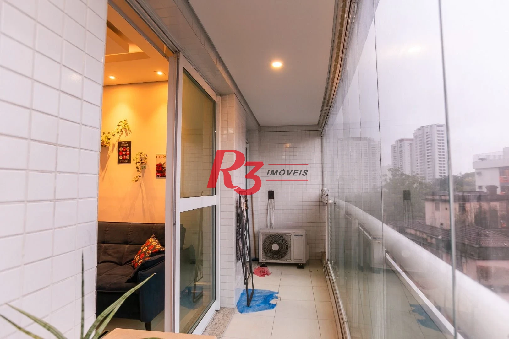 Apartamento com 1 dormitório à venda, 54 m² por R$ 735.000,00 - José Menino - Santos/SP