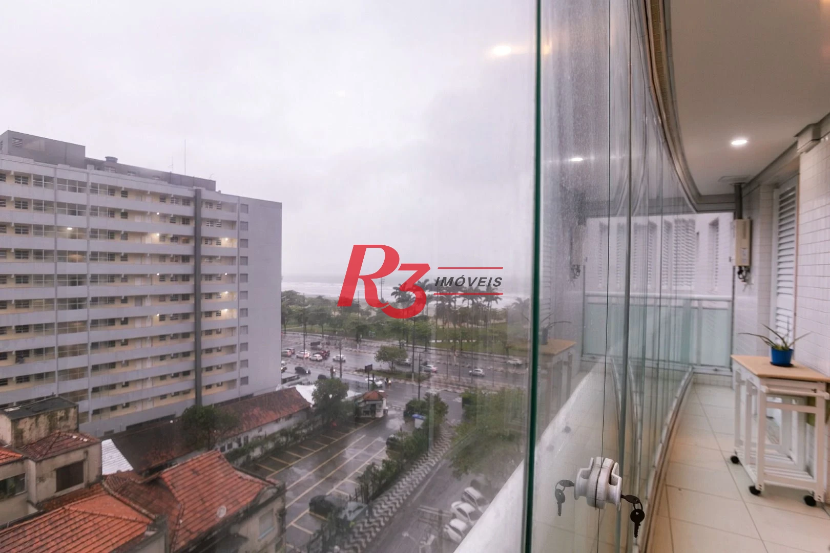Apartamento com 1 dormitório à venda, 54 m² por R$ 735.000,00 - José Menino - Santos/SP