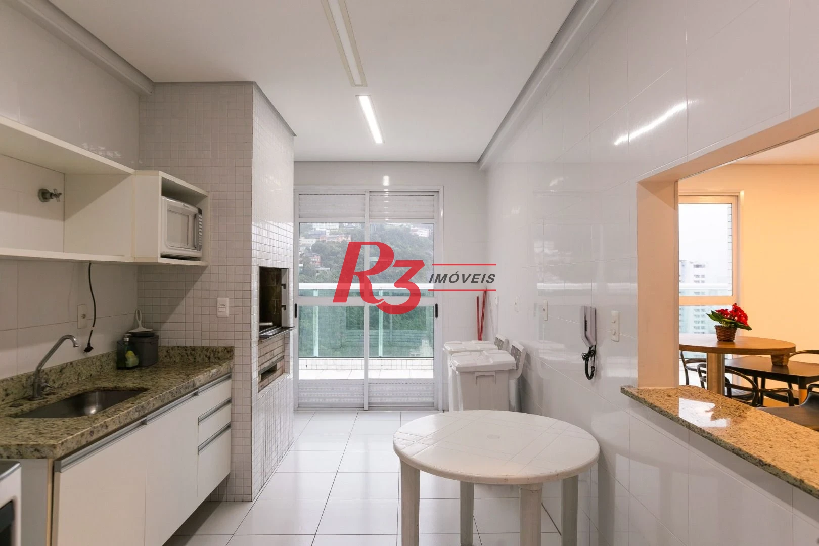 Apartamento com 1 dormitório à venda, 54 m² por R$ 735.000,00 - José Menino - Santos/SP