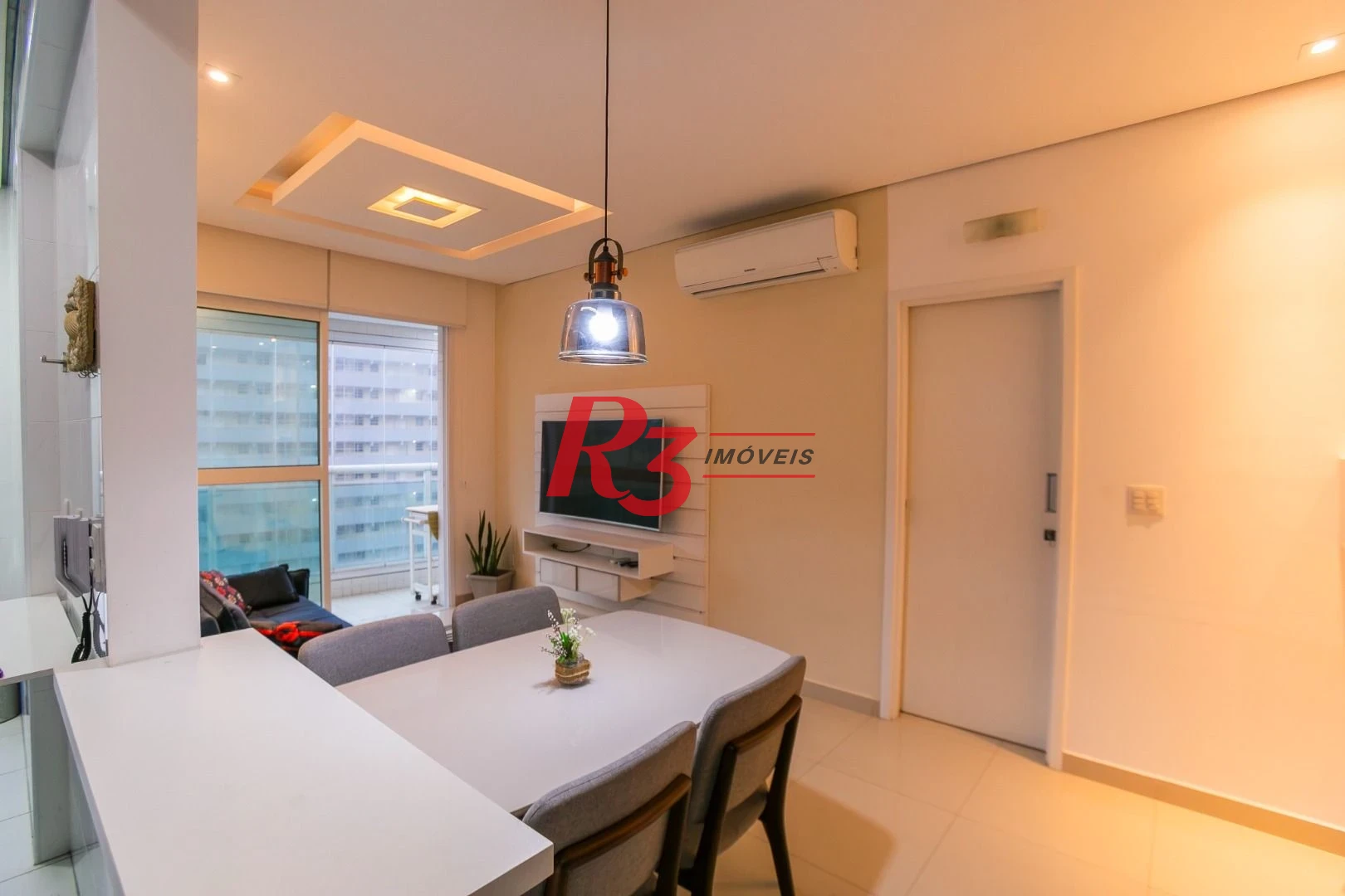 Apartamento com 1 dormitório à venda, 54 m² por R$ 735.000,00 - José Menino - Santos/SP