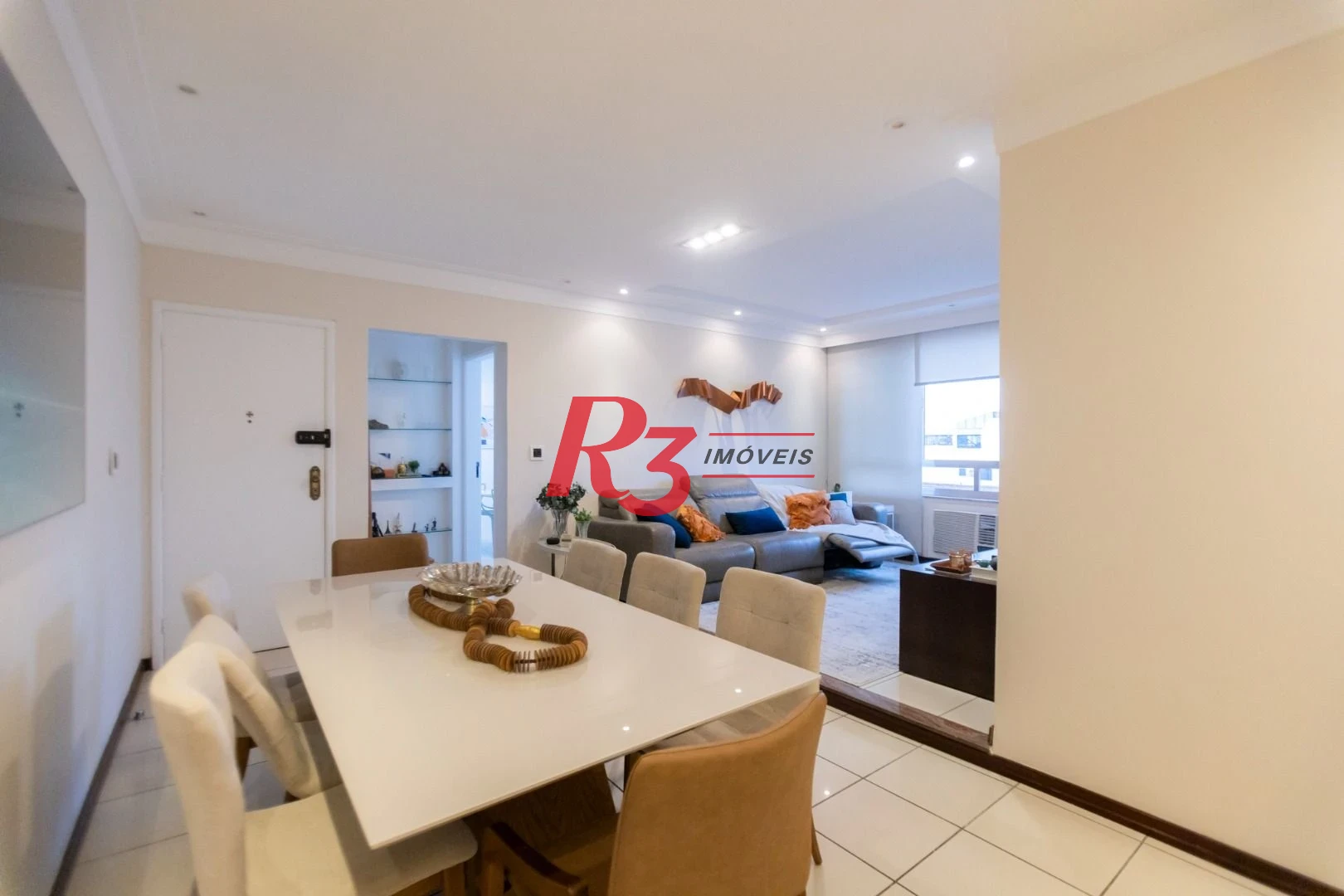Apartamento com 3 dormitórios à venda, 146 m² por R$ 1.190.000,00 - Embaré - Santos/SP