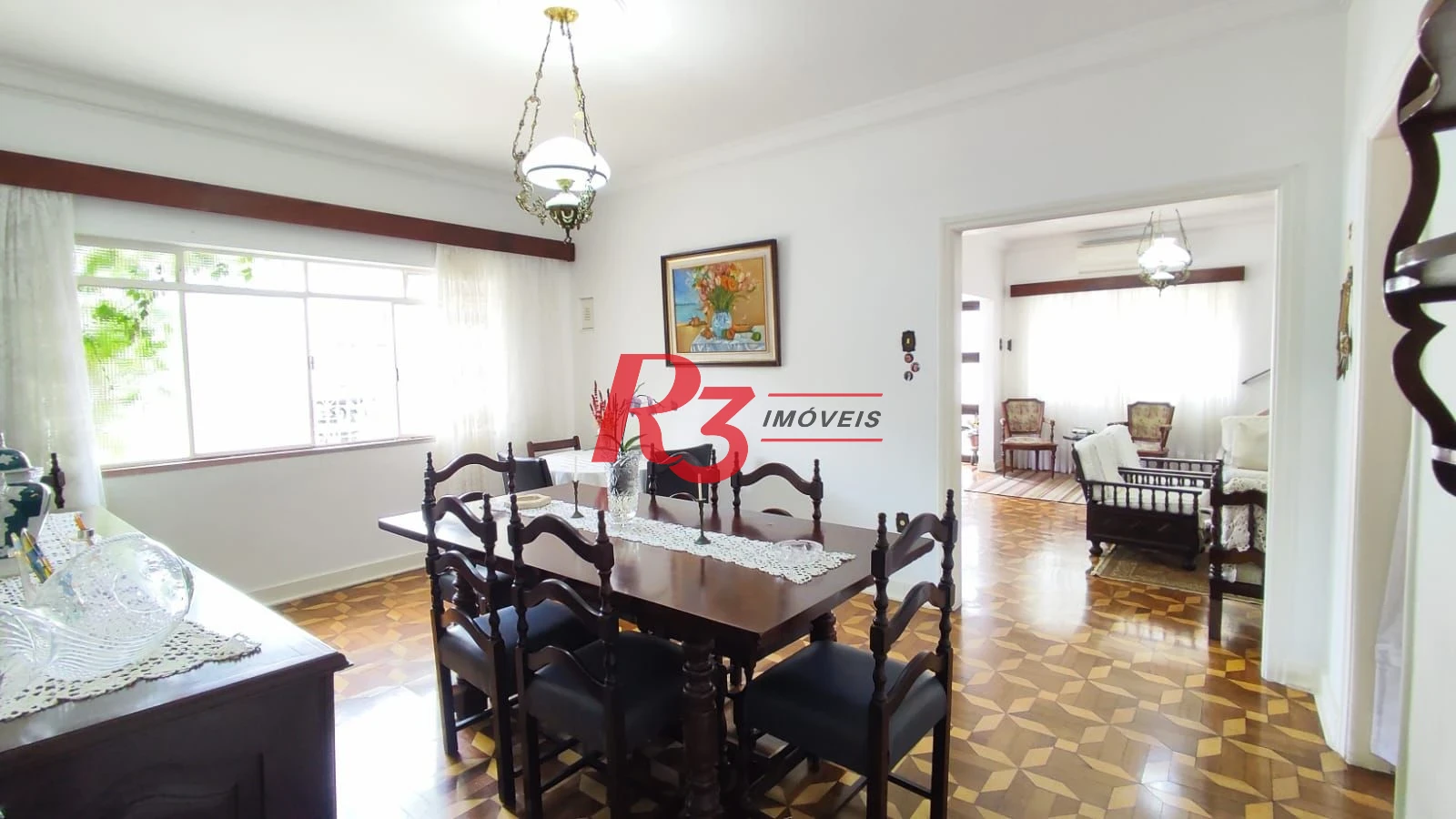 Sobrado com 4 dormitórios à venda, 222 m² por R$ 2.200.000,00 - Ponta da Praia - Santos/SP