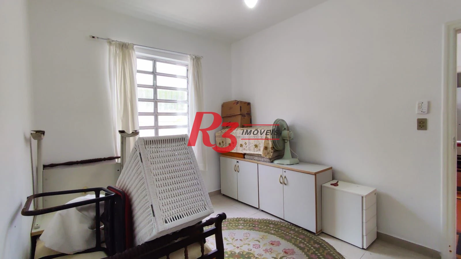 Sobrado com 4 dormitórios à venda, 222 m² por R$ 2.200.000,00 - Ponta da Praia - Santos/SP