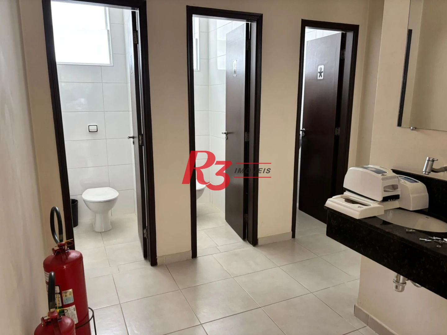 Casa com 3 dormitórios para alugar, 178 m² por R$ 12.000,00/mês - Gonzaga - Santos/SP