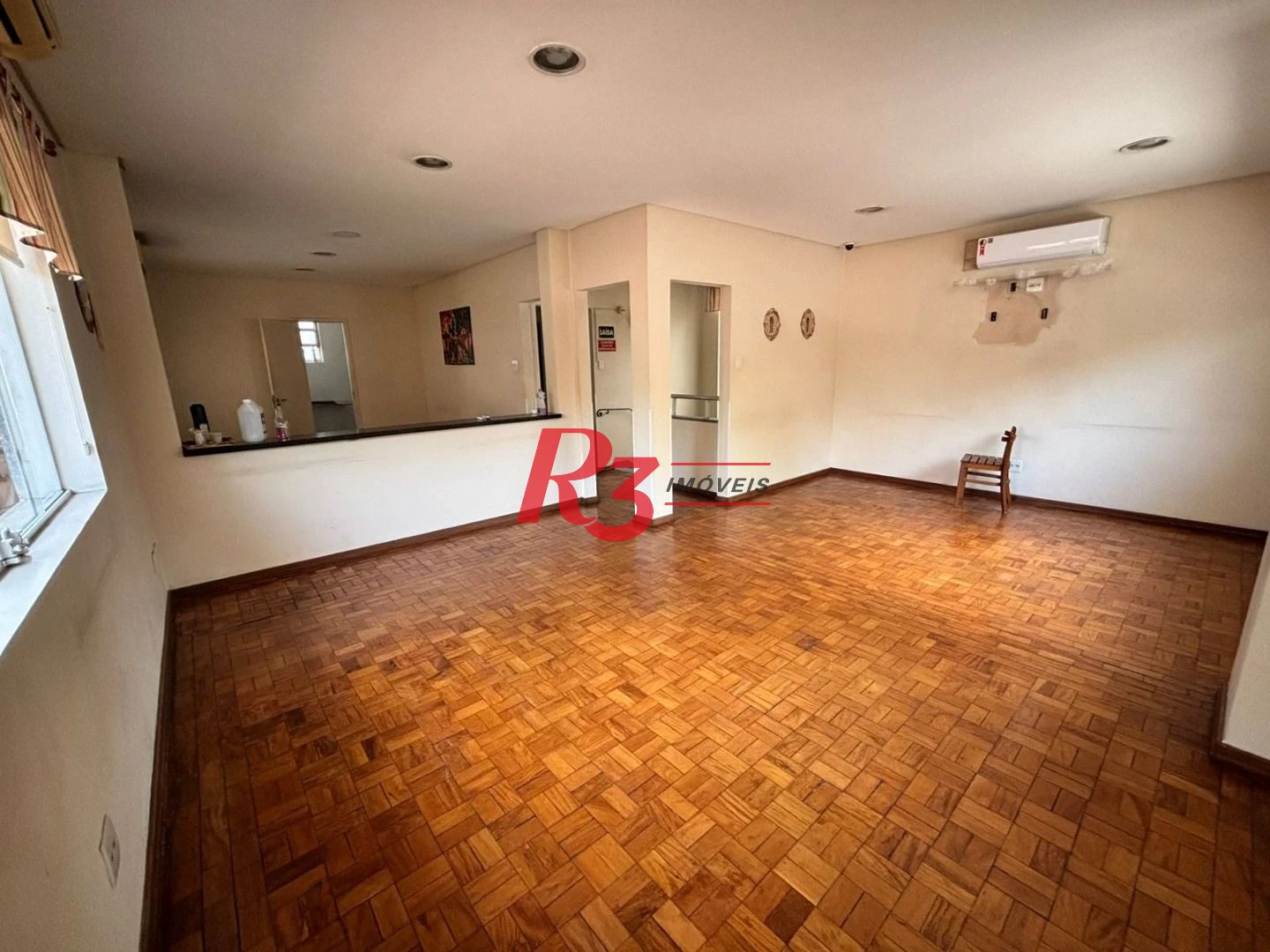 Casa com 3 dormitórios para alugar, 178 m² por R$ 12.000,00/mês - Gonzaga - Santos/SP