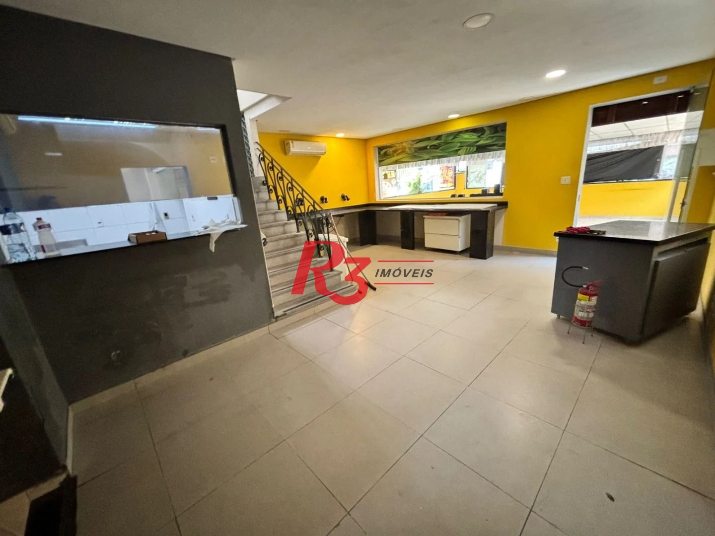 Casa com 3 dormitórios para alugar, 178 m² por R$ 12.000,00/mês - Gonzaga - Santos/SP