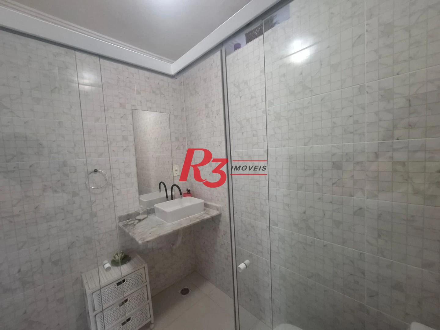 Apartamento com 2 dormitórios à venda, 75 m² por R$ 400.000,00 - Vila Mathias - Santos/SP