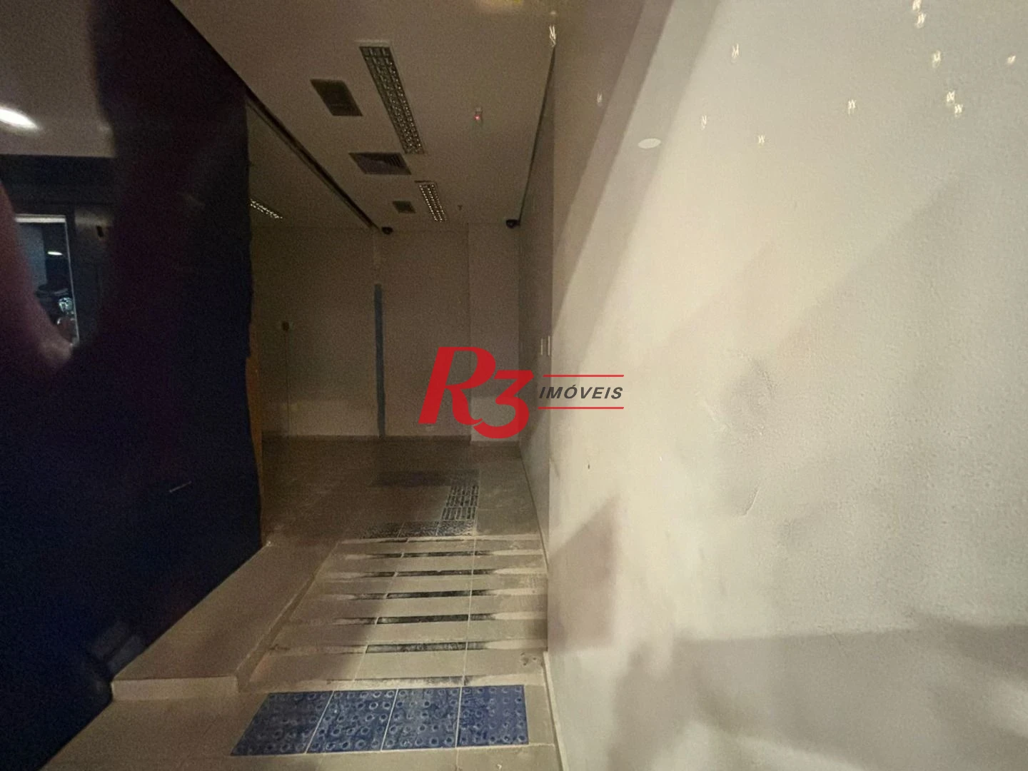 Loja para alugar, 24 m² por R$ 6.381,00/mês - Gonzaga - Santos/SP