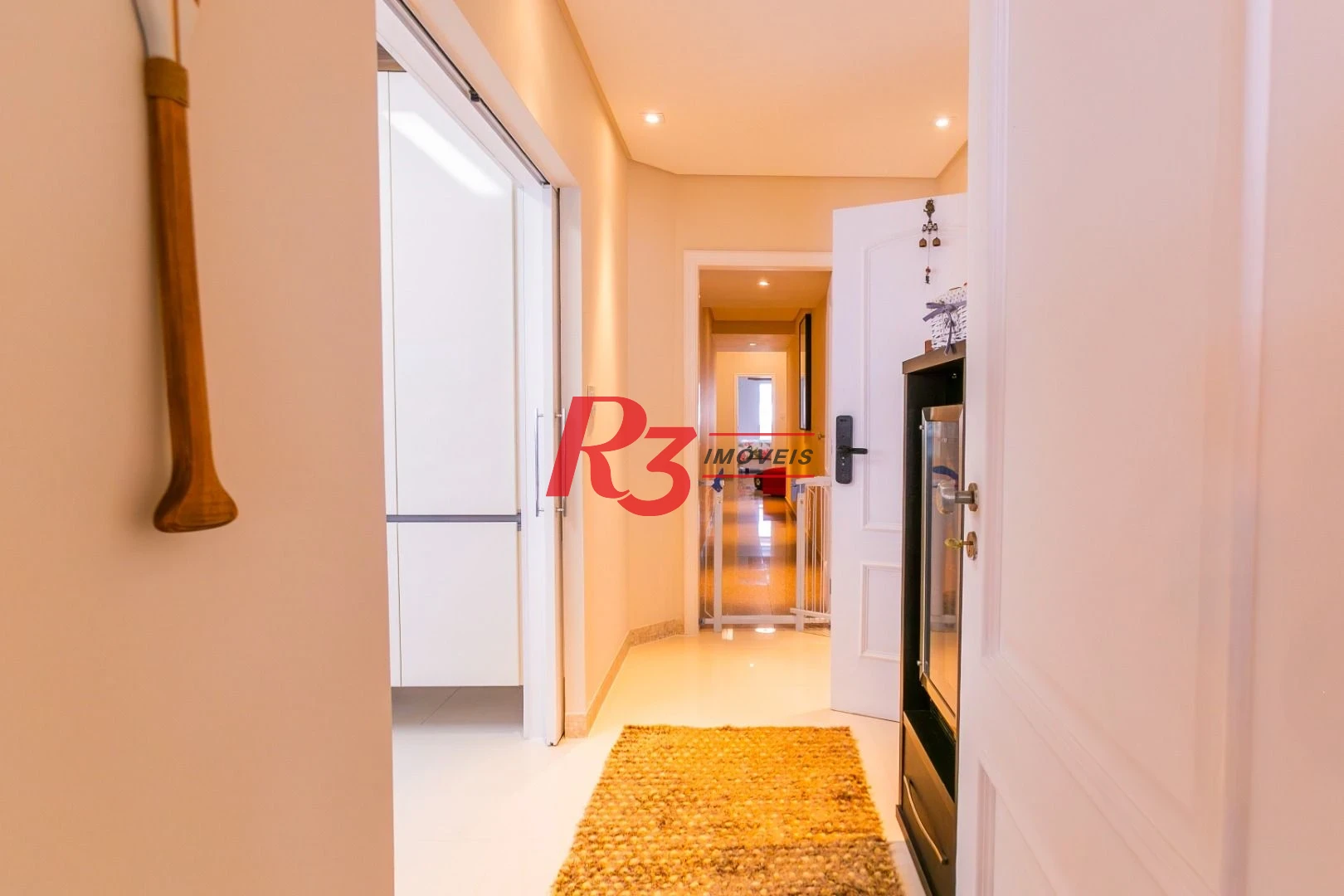 Apartamento com 4 dormitórios para alugar, 204 m² por R$ 23.000,01/mês - Gonzaga - Santos/SP
