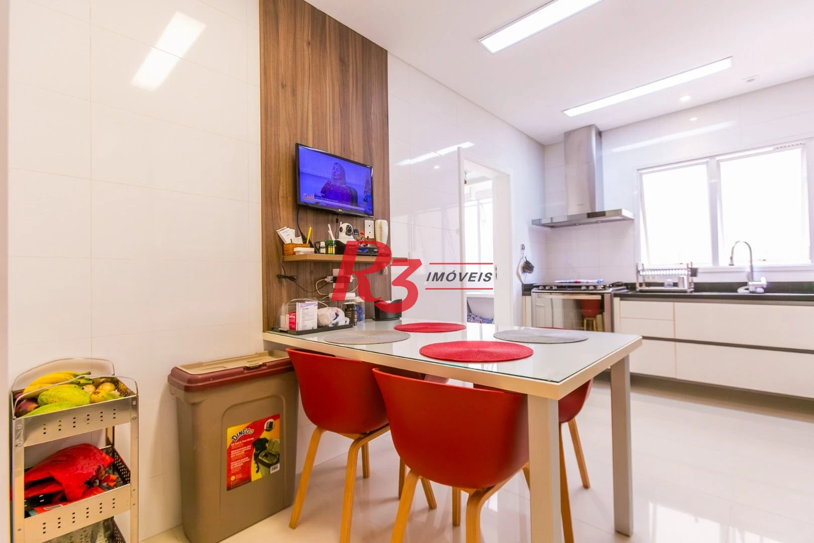 Apartamento com 4 dormitórios para alugar, 204 m² por R$ 23.000,01/mês - Gonzaga - Santos/SP