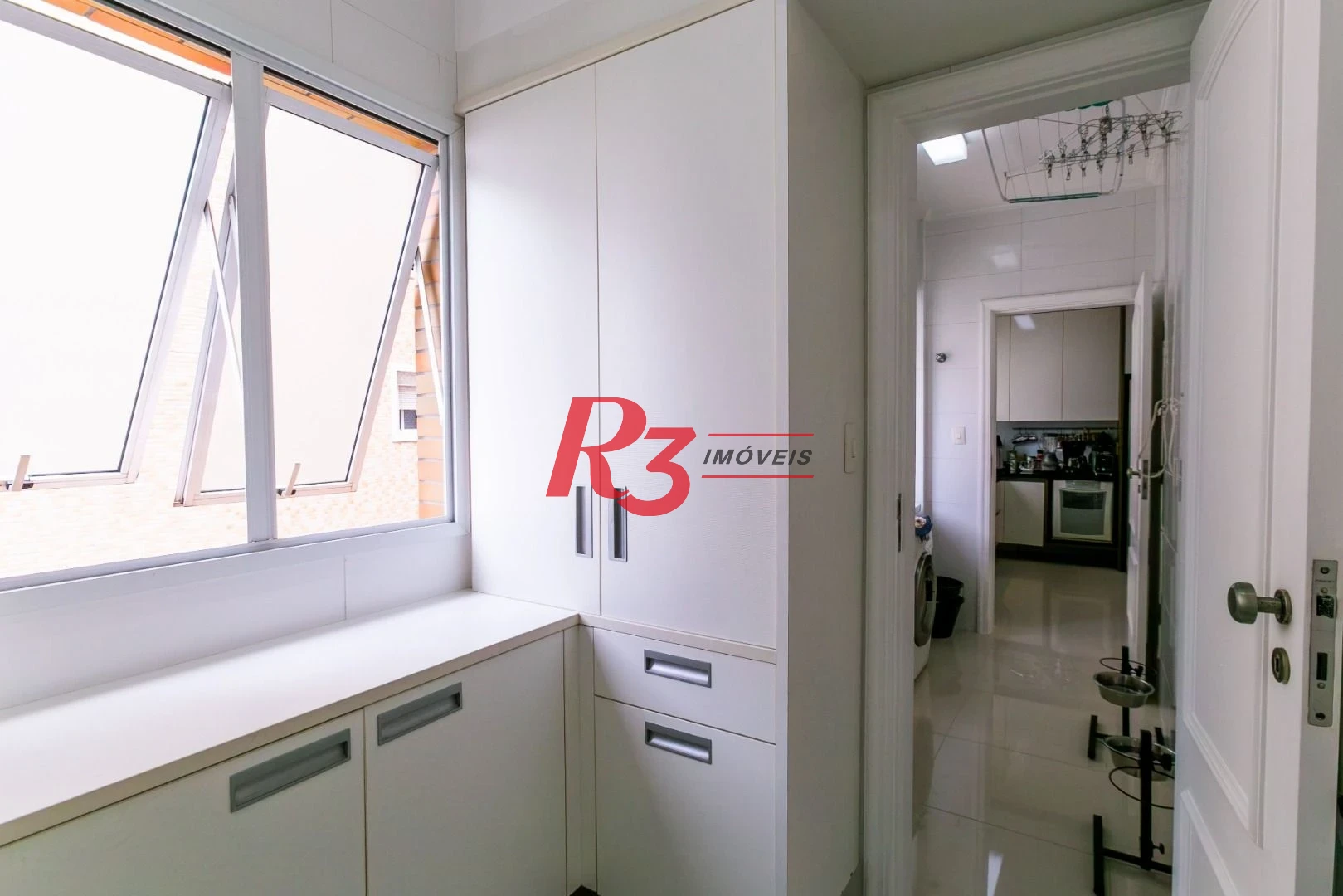 Apartamento com 4 dormitórios para alugar, 204 m² por R$ 23.000,01/mês - Gonzaga - Santos/SP