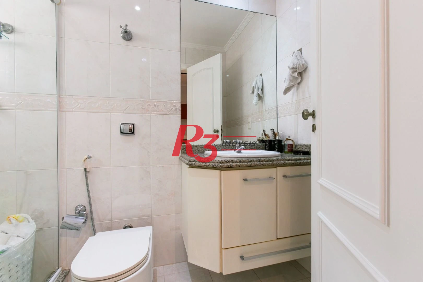 Apartamento com 4 dormitórios para alugar, 204 m² por R$ 23.000,01/mês - Gonzaga - Santos/SP
