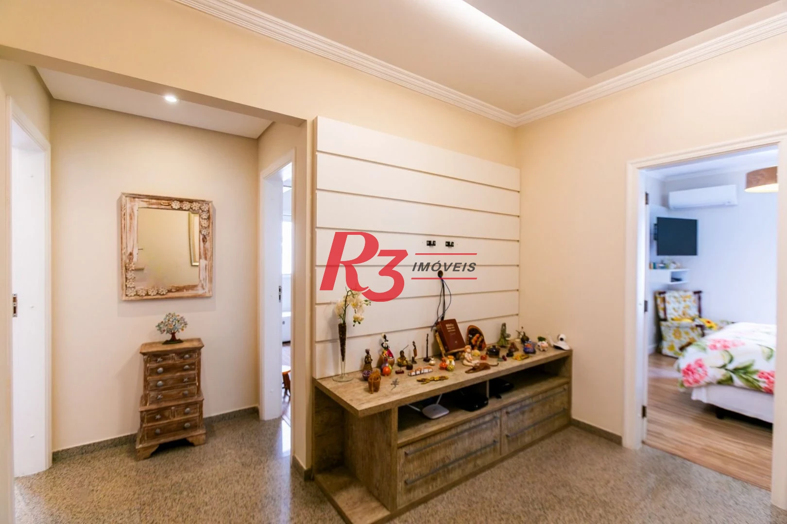 Apartamento com 4 dormitórios para alugar, 204 m² por R$ 23.000,01/mês - Gonzaga - Santos/SP