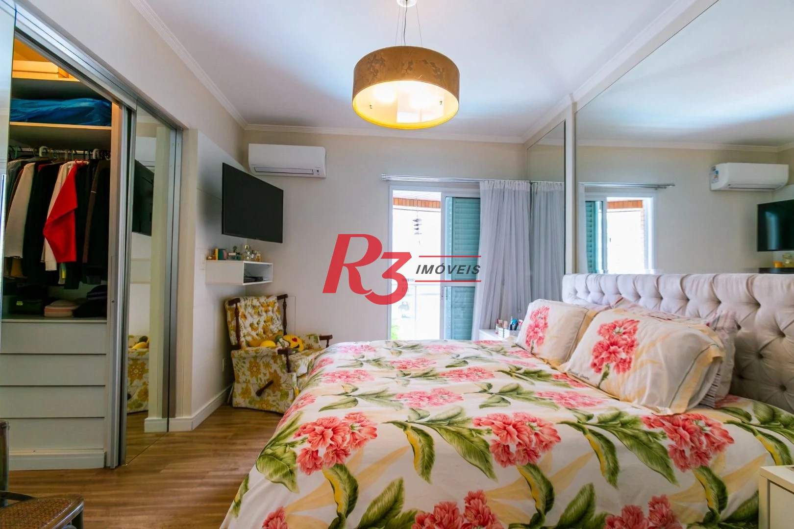 Apartamento com 4 dormitórios para alugar, 204 m² por R$ 23.000,01/mês - Gonzaga - Santos/SP