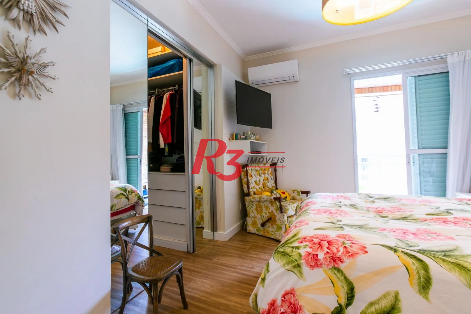 Apartamento com 4 dormitórios para alugar, 204 m² por R$ 23.000,01/mês - Gonzaga - Santos/SP