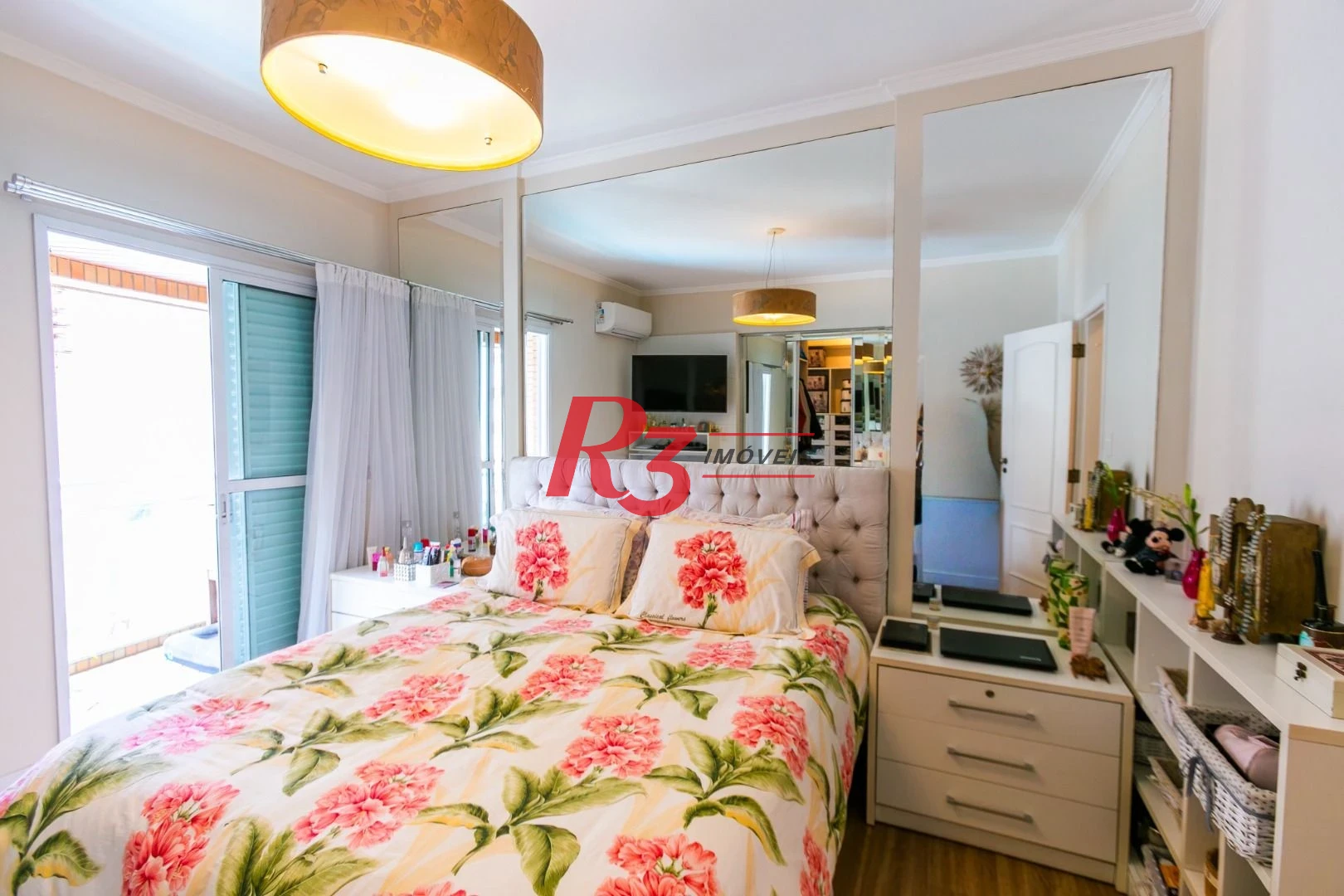 Apartamento com 4 dormitórios para alugar, 204 m² por R$ 23.000,01/mês - Gonzaga - Santos/SP