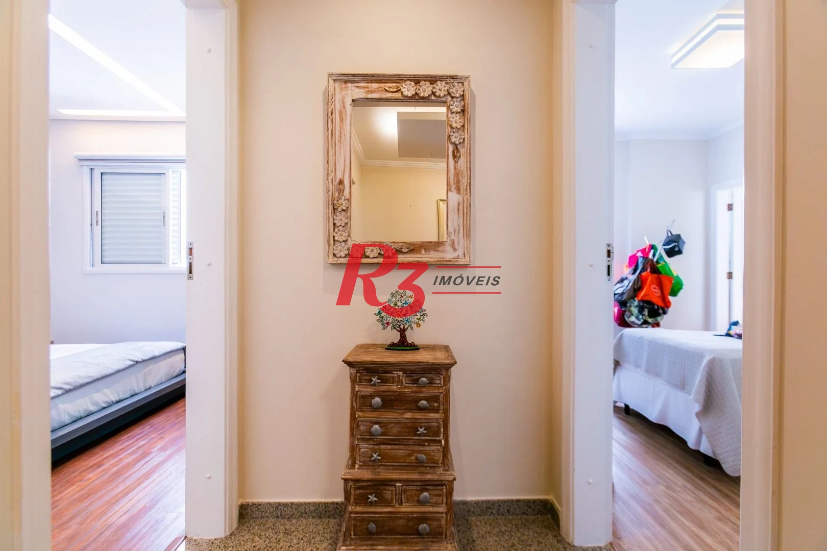 Apartamento com 4 dormitórios para alugar, 204 m² por R$ 23.000,01/mês - Gonzaga - Santos/SP