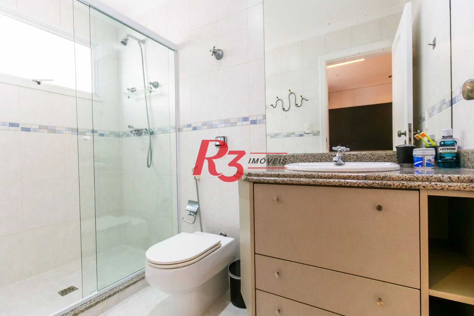 Apartamento com 4 dormitórios para alugar, 204 m² por R$ 23.000,01/mês - Gonzaga - Santos/SP