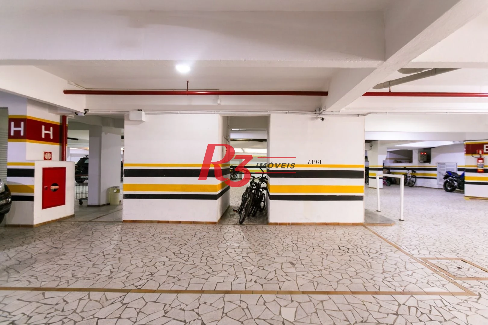 Apartamento com 4 dormitórios para alugar, 204 m² por R$ 23.000,01/mês - Gonzaga - Santos/SP