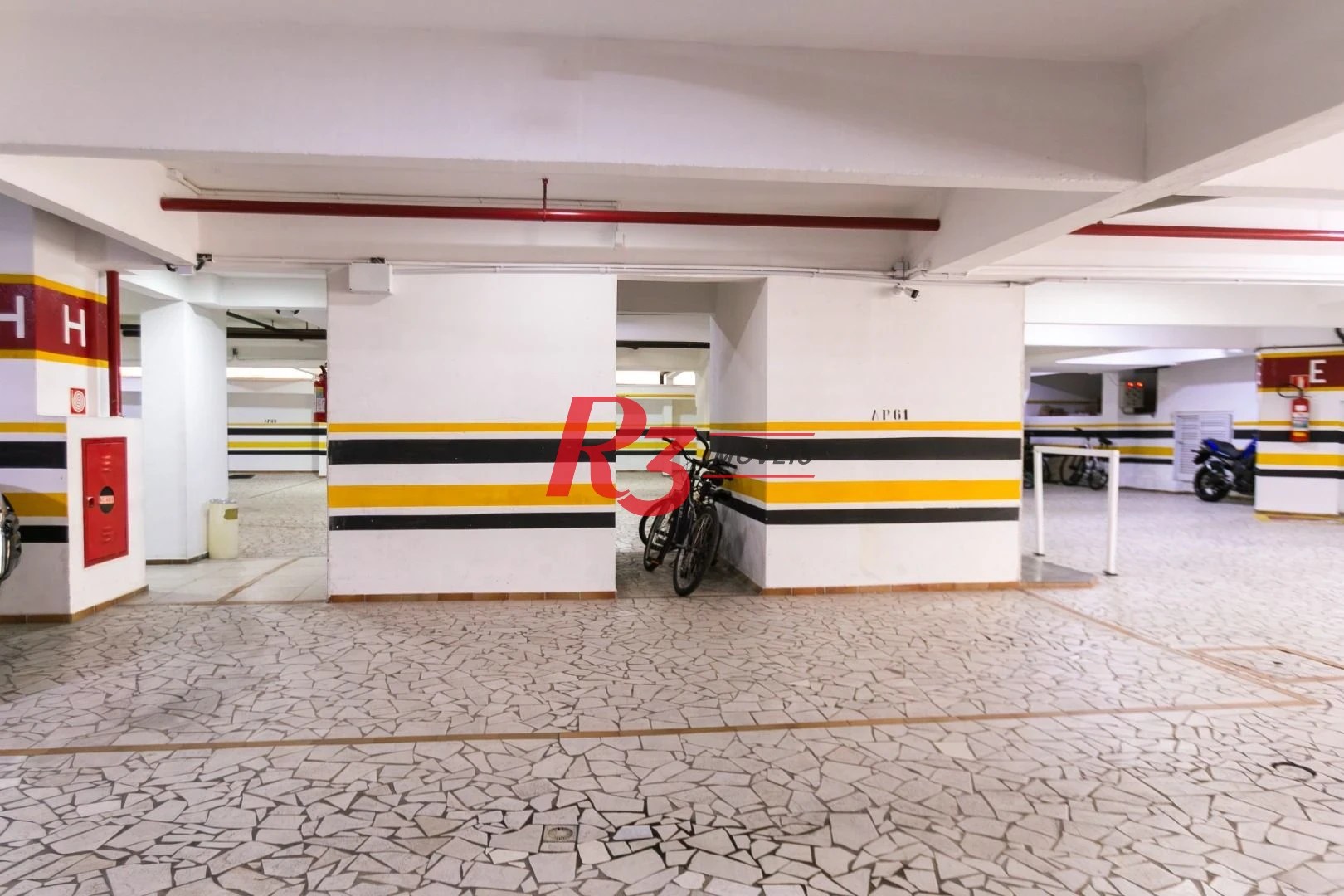 Apartamento com 4 dormitórios para alugar, 204 m² por R$ 23.000,01/mês - Gonzaga - Santos/SP