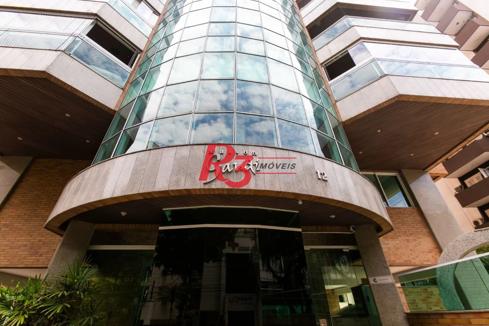 Apartamento com 4 dormitórios para alugar, 204 m² por R$ 23.000,01/mês - Gonzaga - Santos/SP