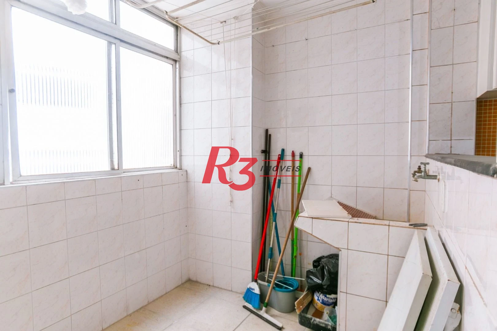 Apartamento com 3 dormitórios à venda, 134 m² por R$ 750.000,00 - Aparecida - Santos/SP