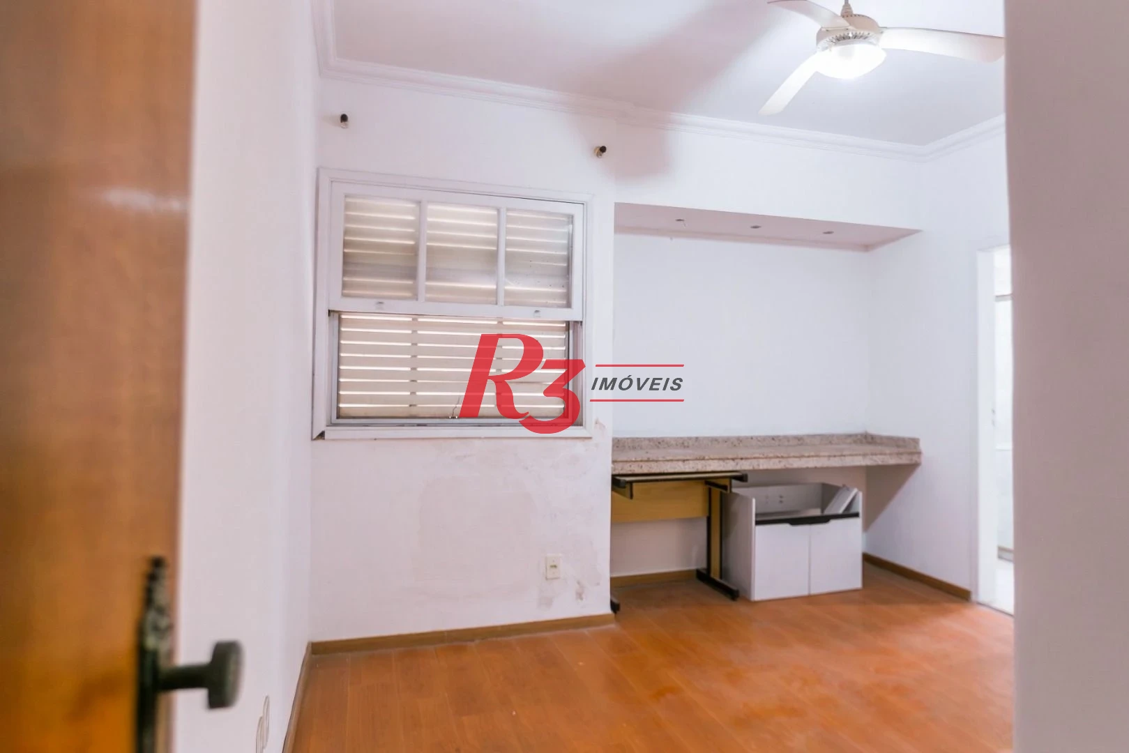 Apartamento com 3 dormitórios à venda, 134 m² por R$ 750.000,00 - Aparecida - Santos/SP