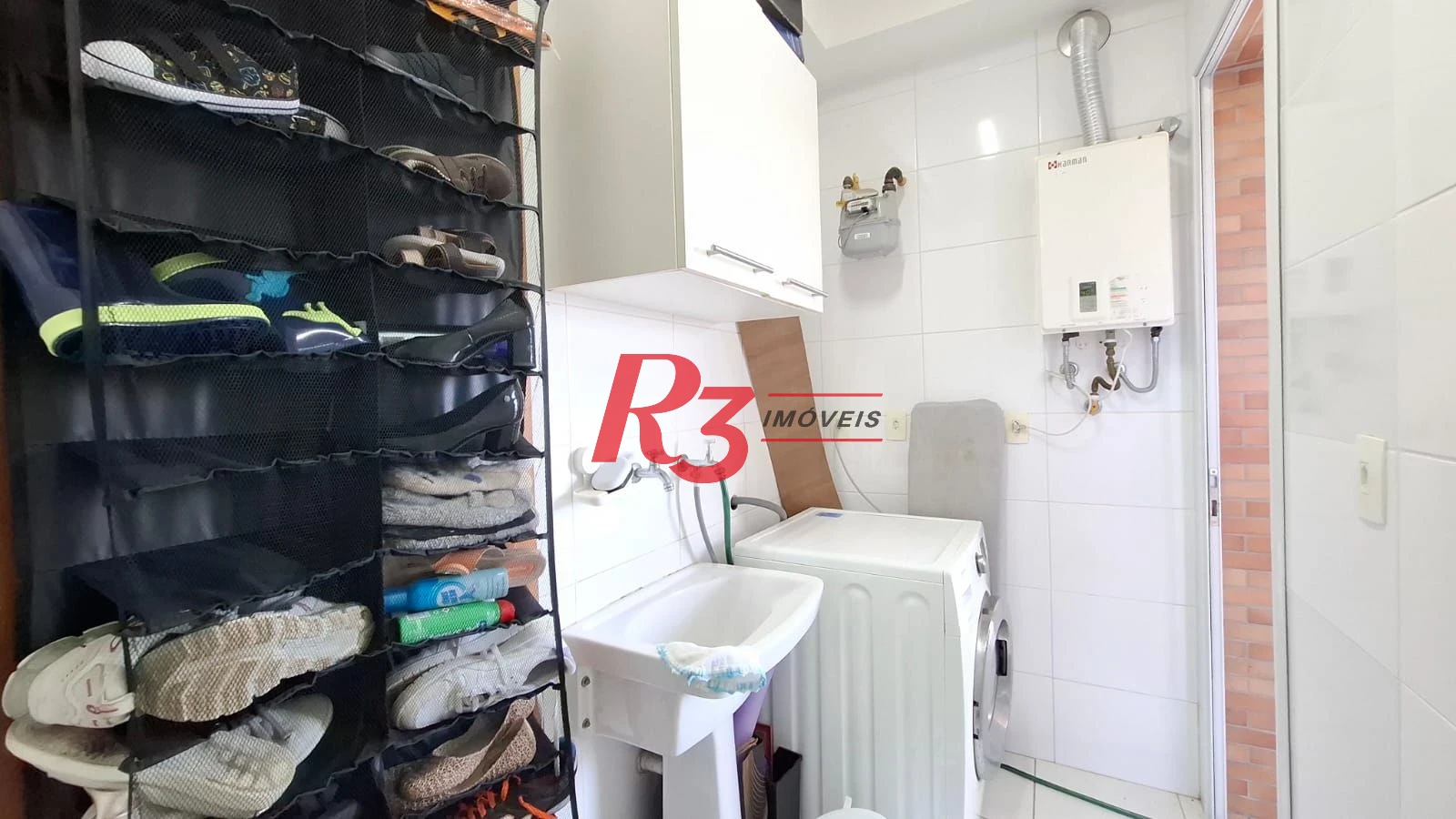 Apartamento com 2 dormitórios à venda, 97 m² por R$ 1.290.000,00 - Gonzaga - Santos/SP