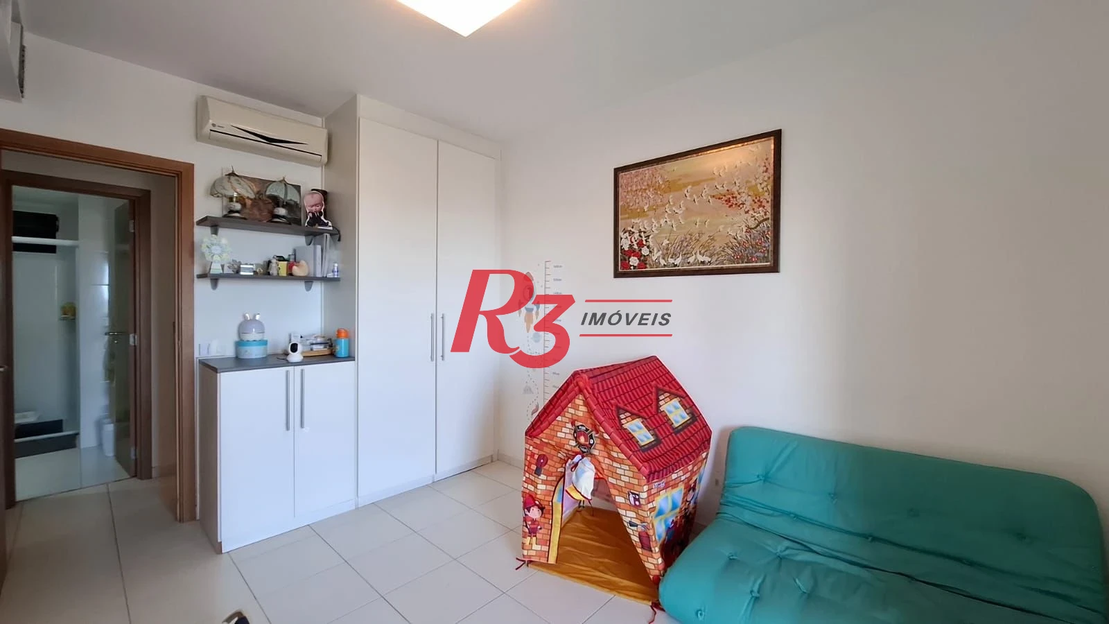 Apartamento com 2 dormitórios à venda, 97 m² por R$ 1.290.000,00 - Gonzaga - Santos/SP