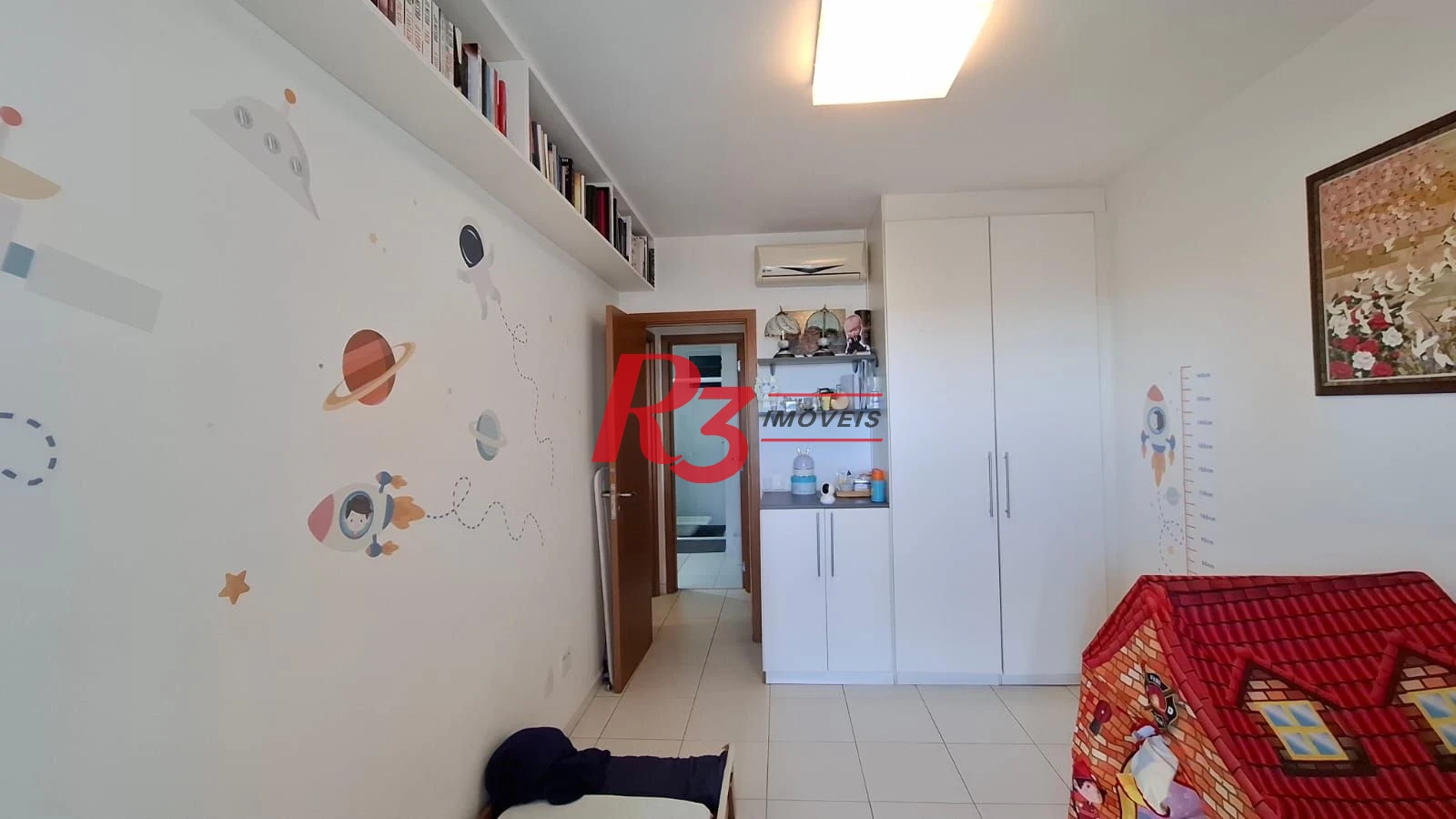Apartamento com 2 dormitórios à venda, 97 m² por R$ 1.290.000,00 - Gonzaga - Santos/SP