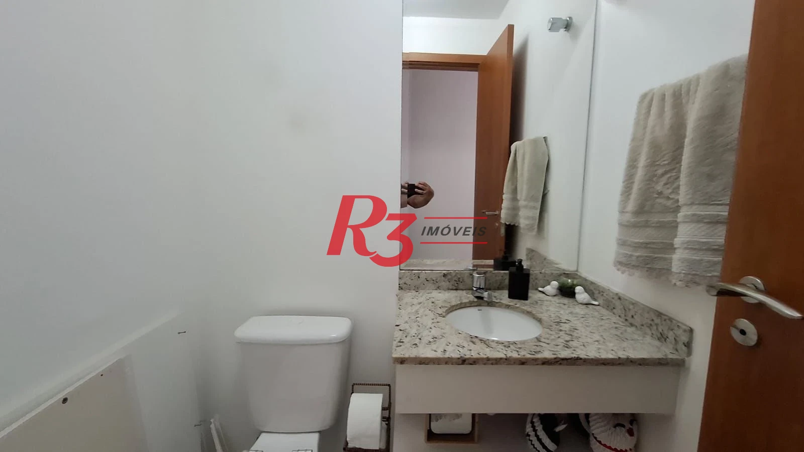 Apartamento com 2 dormitórios à venda, 97 m² por R$ 1.290.000,00 - Gonzaga - Santos/SP