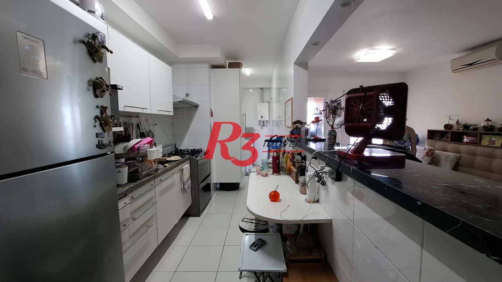 Apartamento com 2 dormitórios à venda, 97 m² por R$ 1.290.000,00 - Gonzaga - Santos/SP