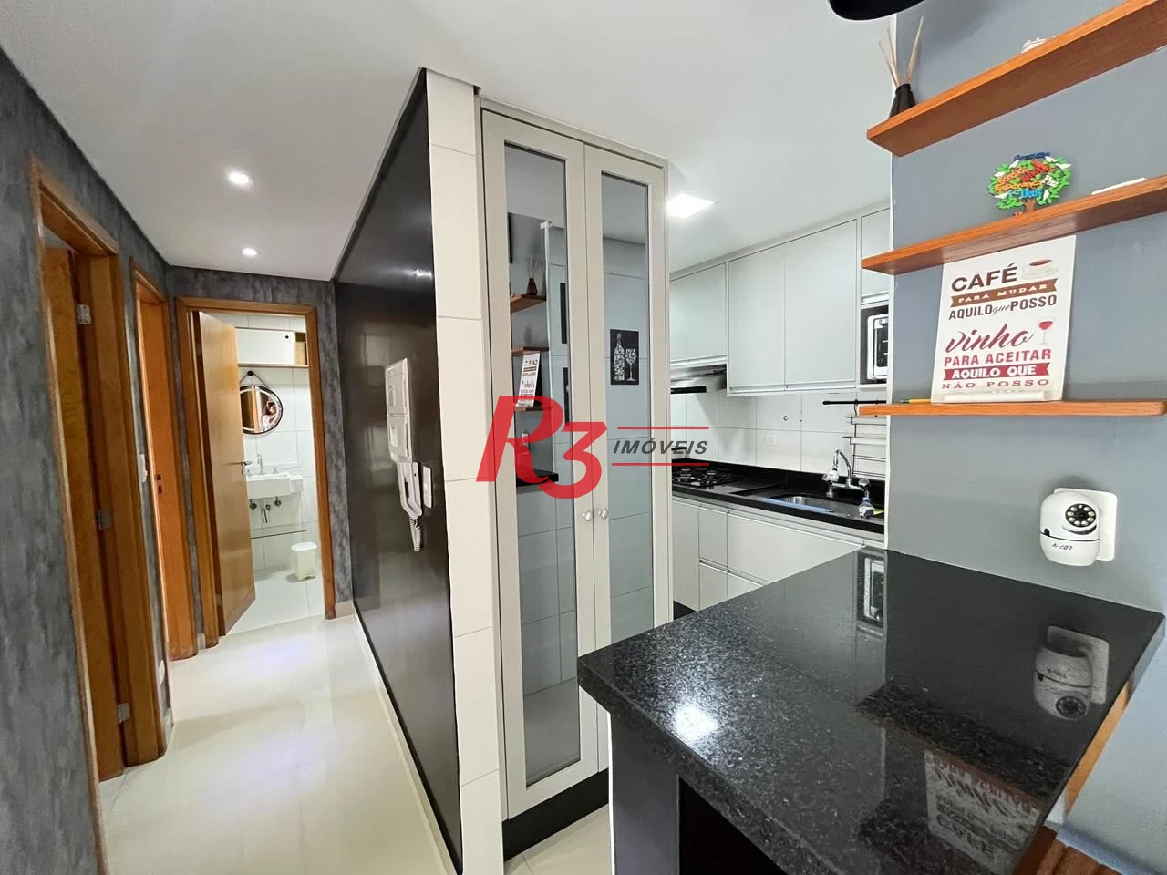 Apartamento com 2 dormitórios à venda, 54 m² por R$ 645.000,00 - Vila Matias - Santos/SP