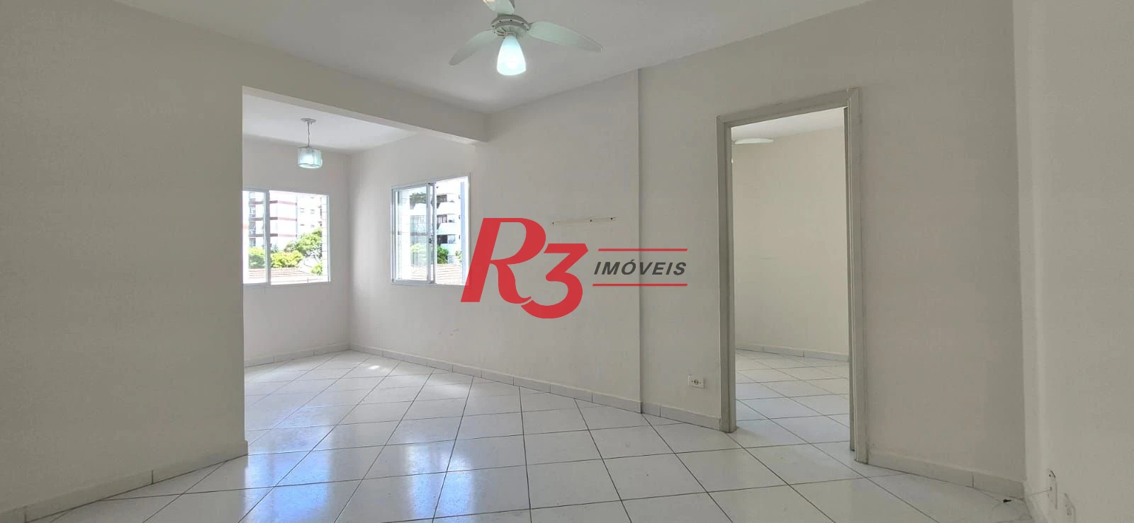 Apartamento com 1 dormitório à venda, 53 m² por R$ 390.000,00 - Boqueirão - Santos/SP