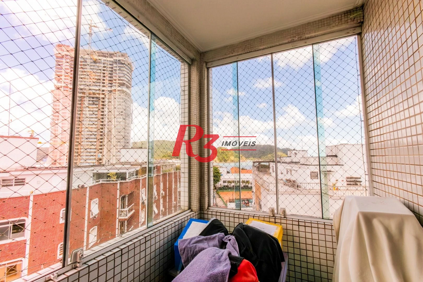 Cobertura com 3 dormitórios à venda, 274 m² por R$ 1.800.000,00 - Ponta da Praia - Santos/SP