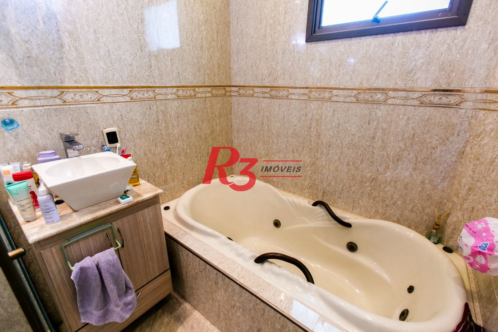 Cobertura com 3 dormitórios à venda, 274 m² por R$ 1.800.000,00 - Ponta da Praia - Santos/SP