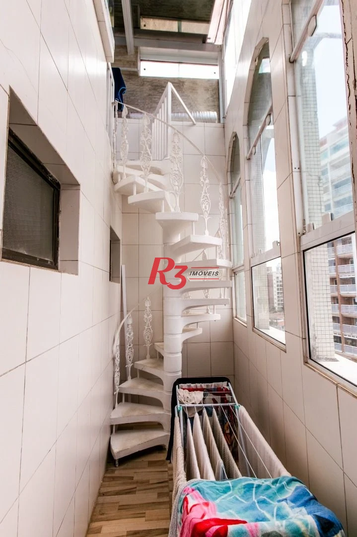 Cobertura com 3 dormitórios à venda, 274 m² por R$ 1.800.000,00 - Ponta da Praia - Santos/SP