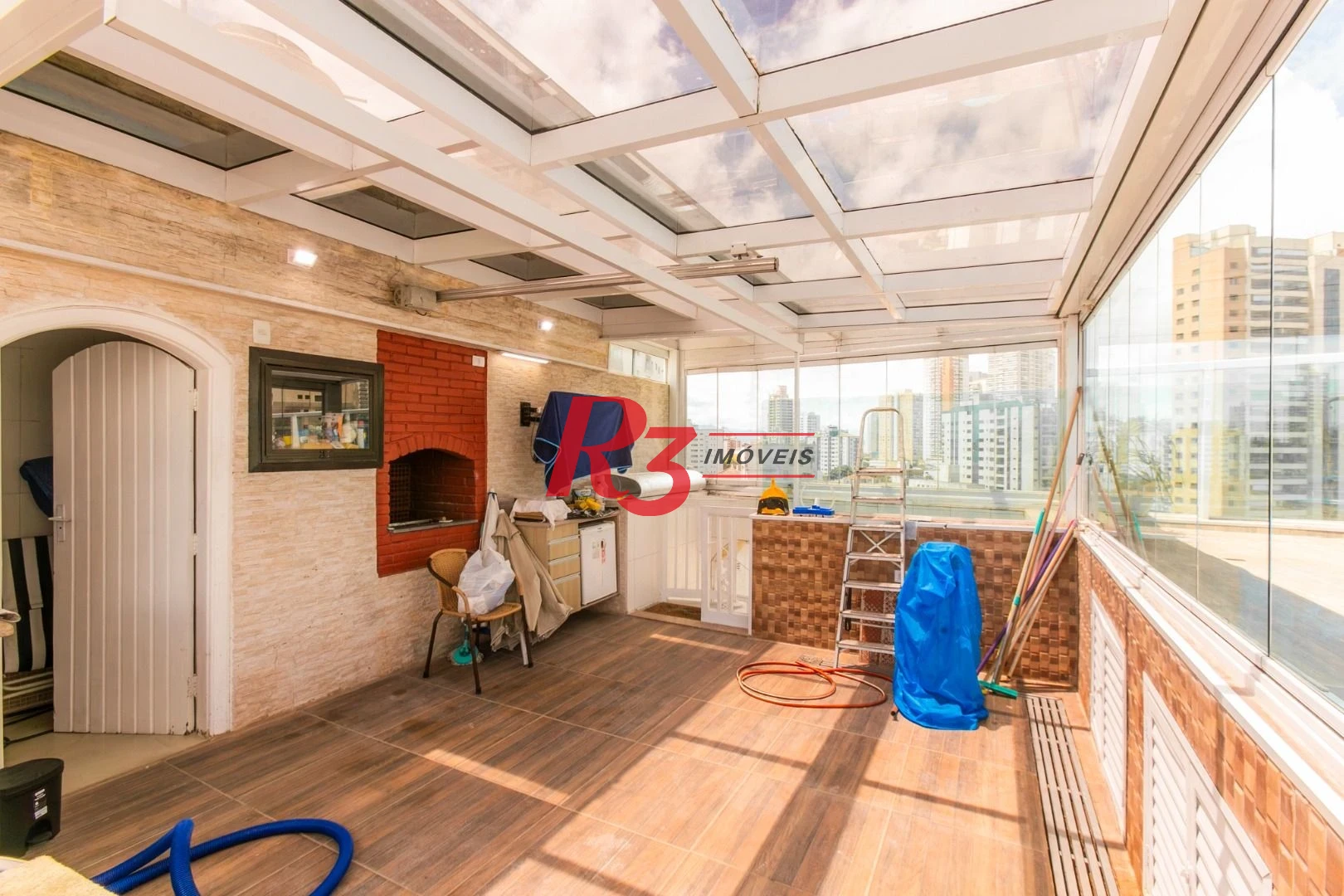 Cobertura com 3 dormitórios à venda, 274 m² por R$ 1.800.000,00 - Ponta da Praia - Santos/SP