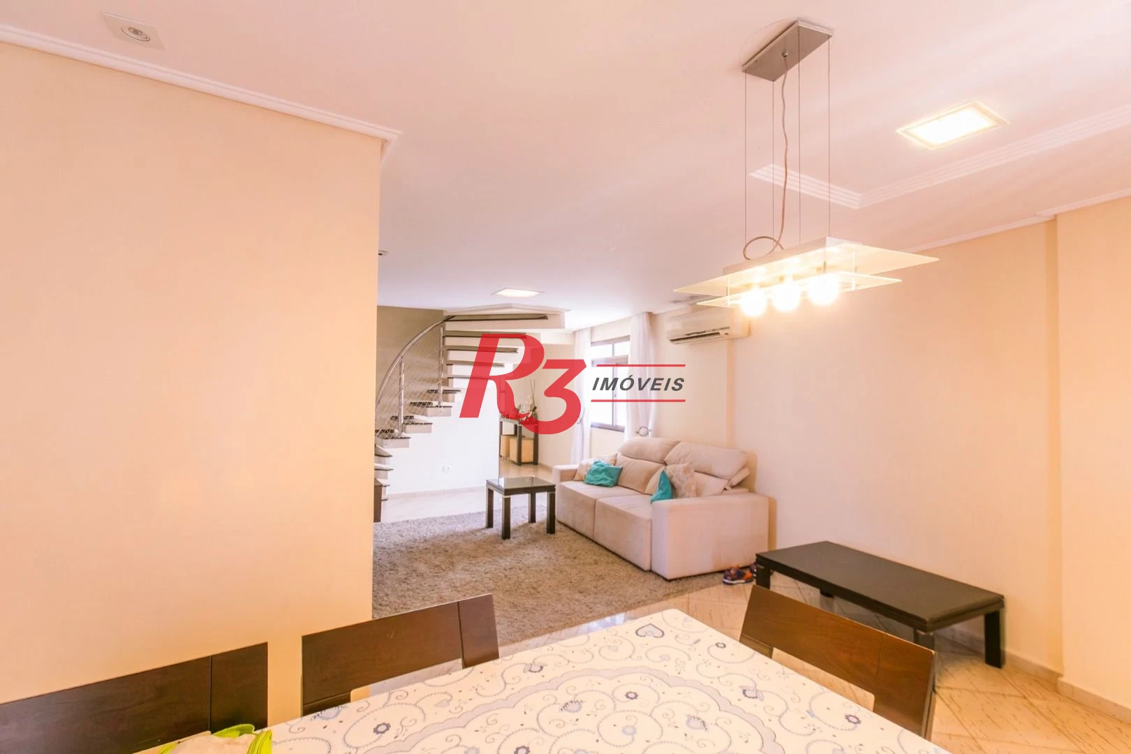 Cobertura com 3 dormitórios à venda, 274 m² por R$ 1.800.000,00 - Ponta da Praia - Santos/SP
