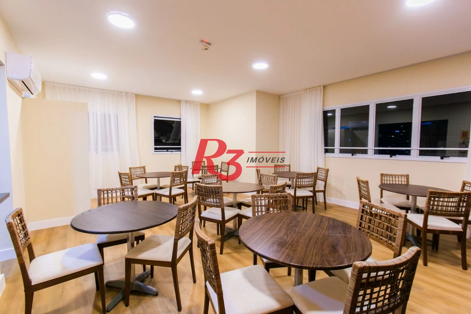 Apartamento à venda, 243 m² por R$ 2.900.000,00 - Gonzaga - Santos/SP
