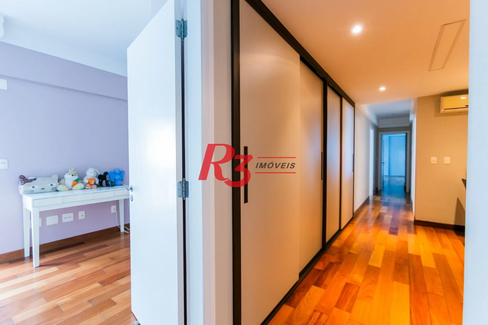 Apartamento à venda, 475 m² por R$ 14.000.000,00 - Gonzaga - Santos/SP