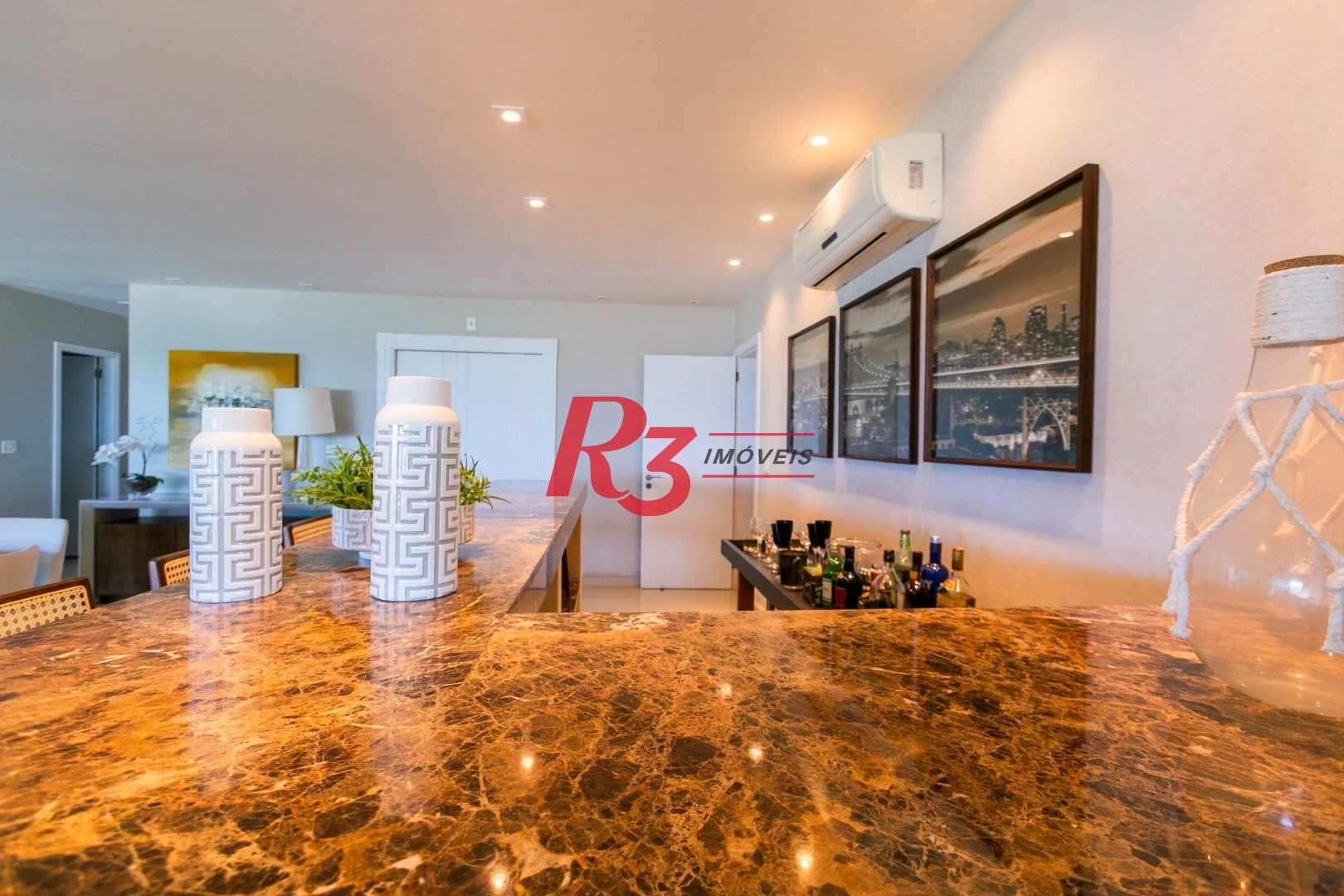Apartamento à venda, 475 m² por R$ 14.000.000,00 - Gonzaga - Santos/SP