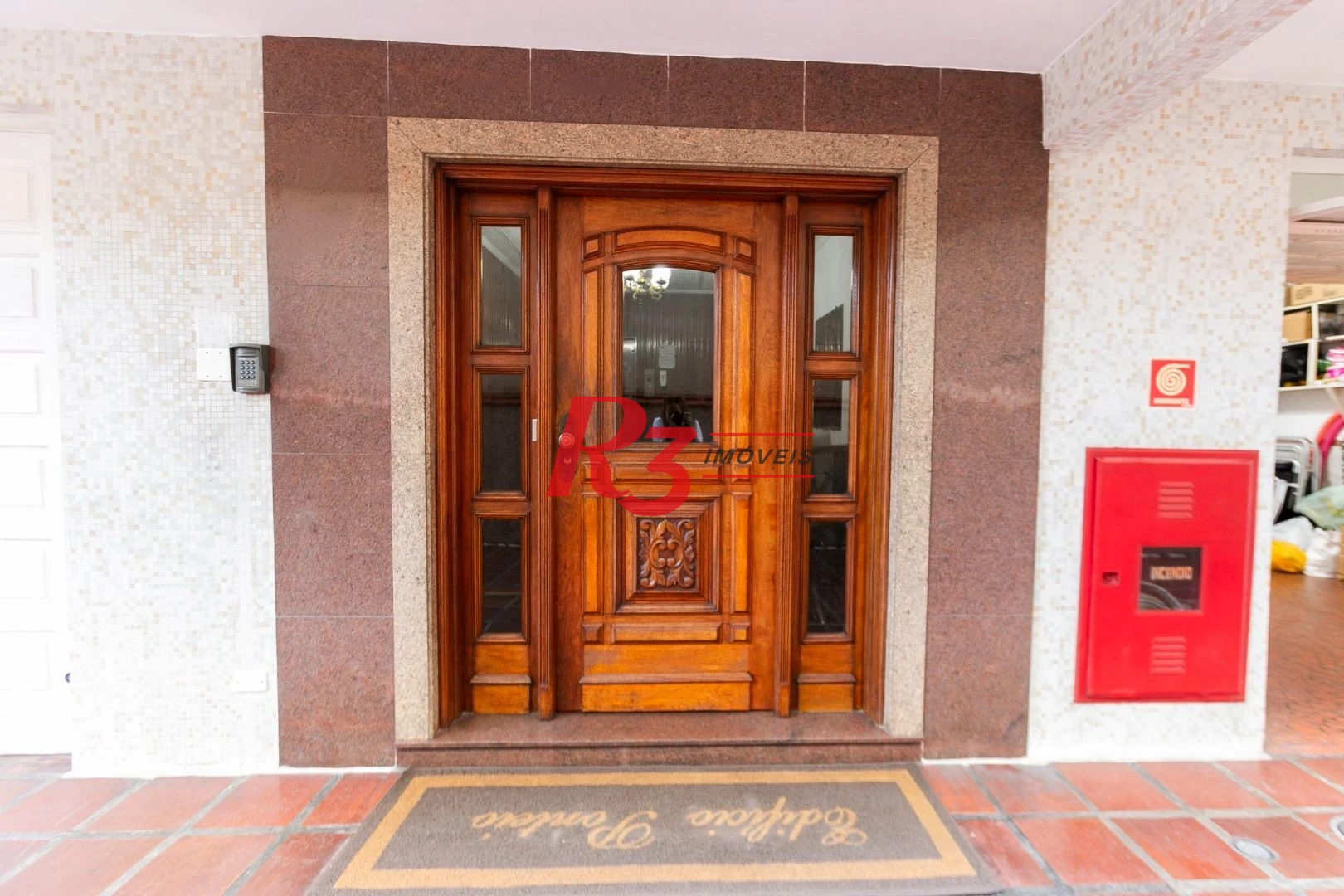 Apartamento com 3 dormitórios à venda, 142 m² por R$ 695.000,00 - Campo Grande - Santos/SP