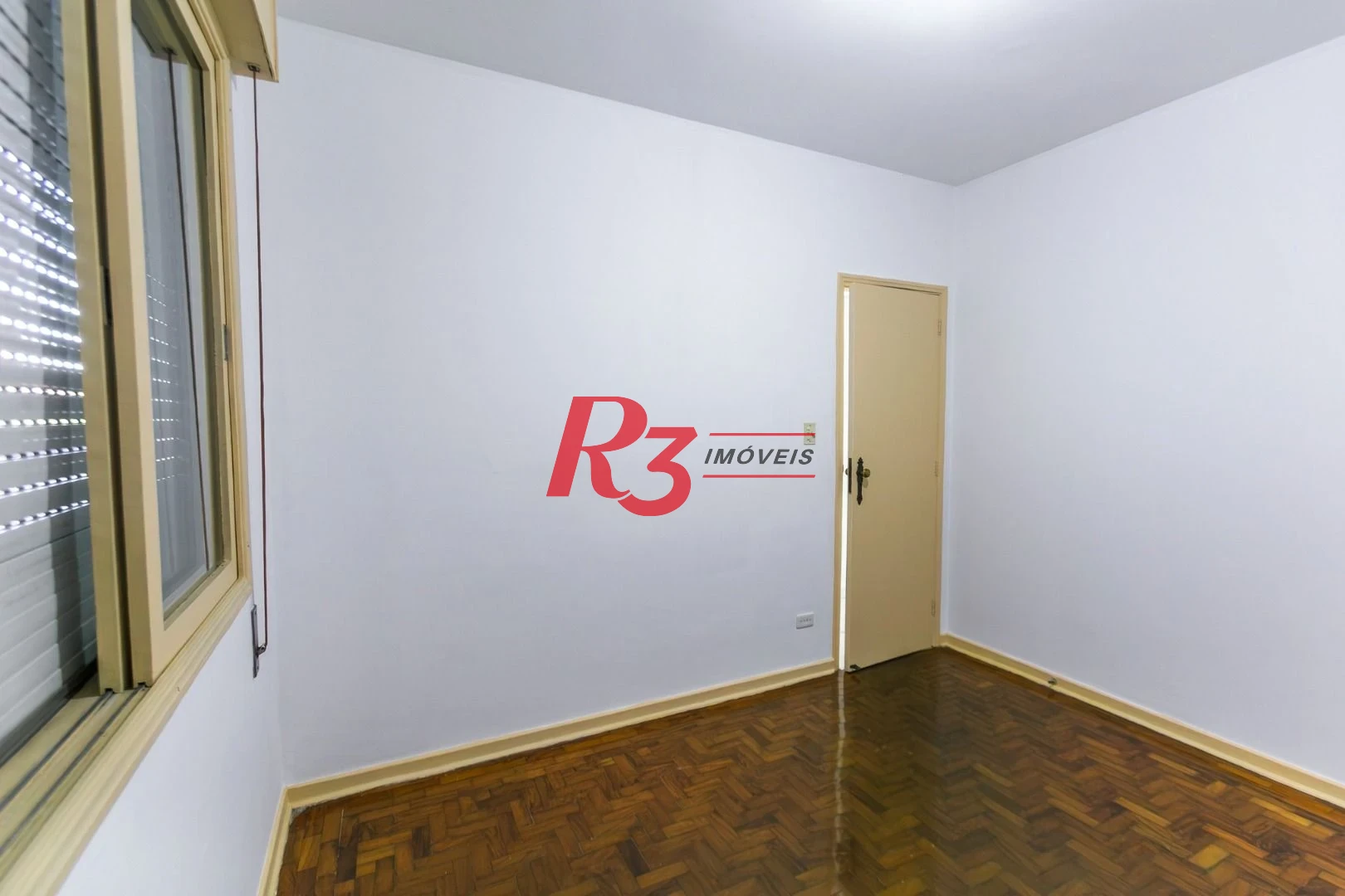 Apartamento com 3 dormitórios à venda, 142 m² por R$ 695.000,00 - Campo Grande - Santos/SP