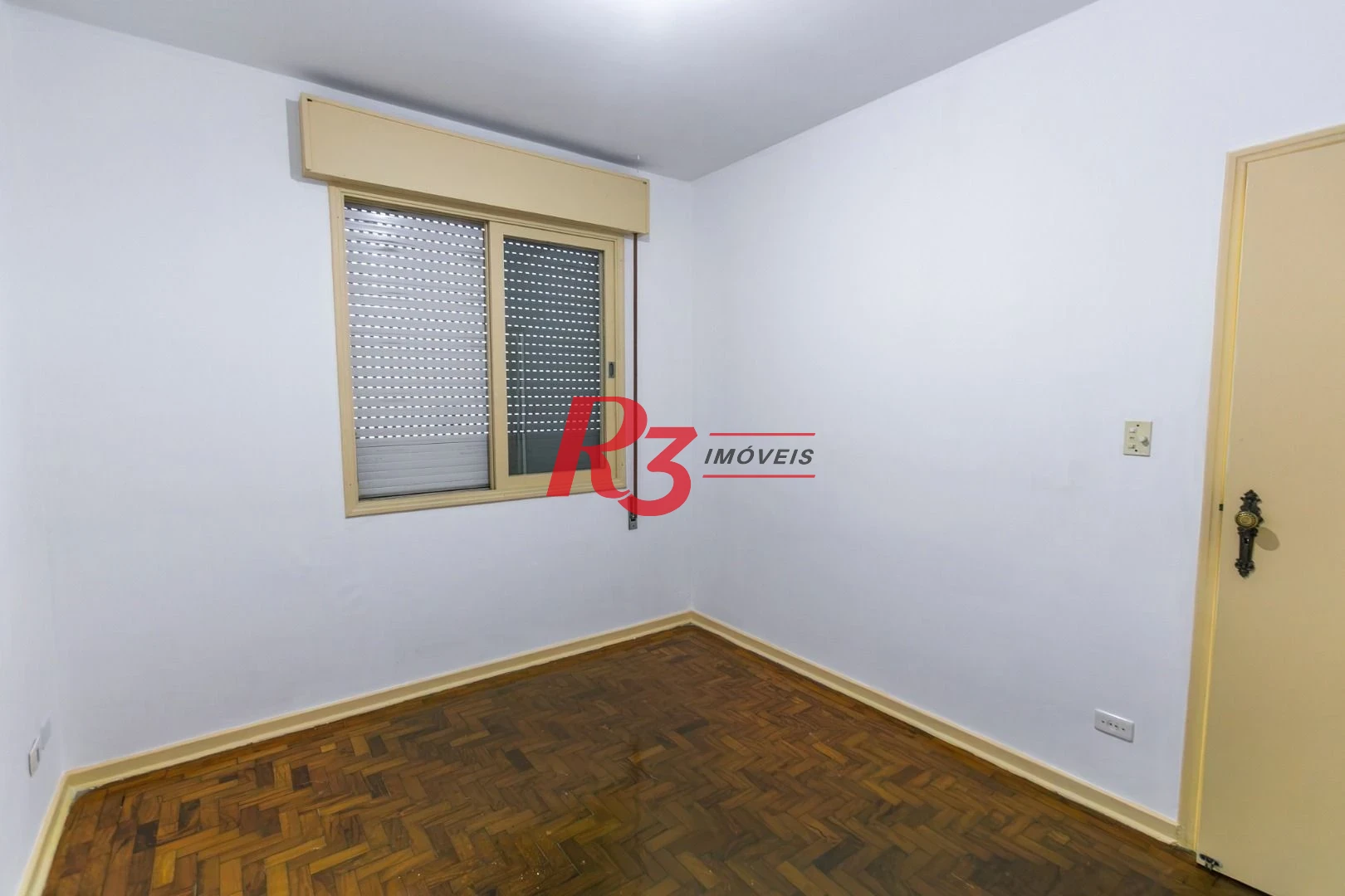 Apartamento com 3 dormitórios à venda, 142 m² por R$ 695.000,00 - Campo Grande - Santos/SP