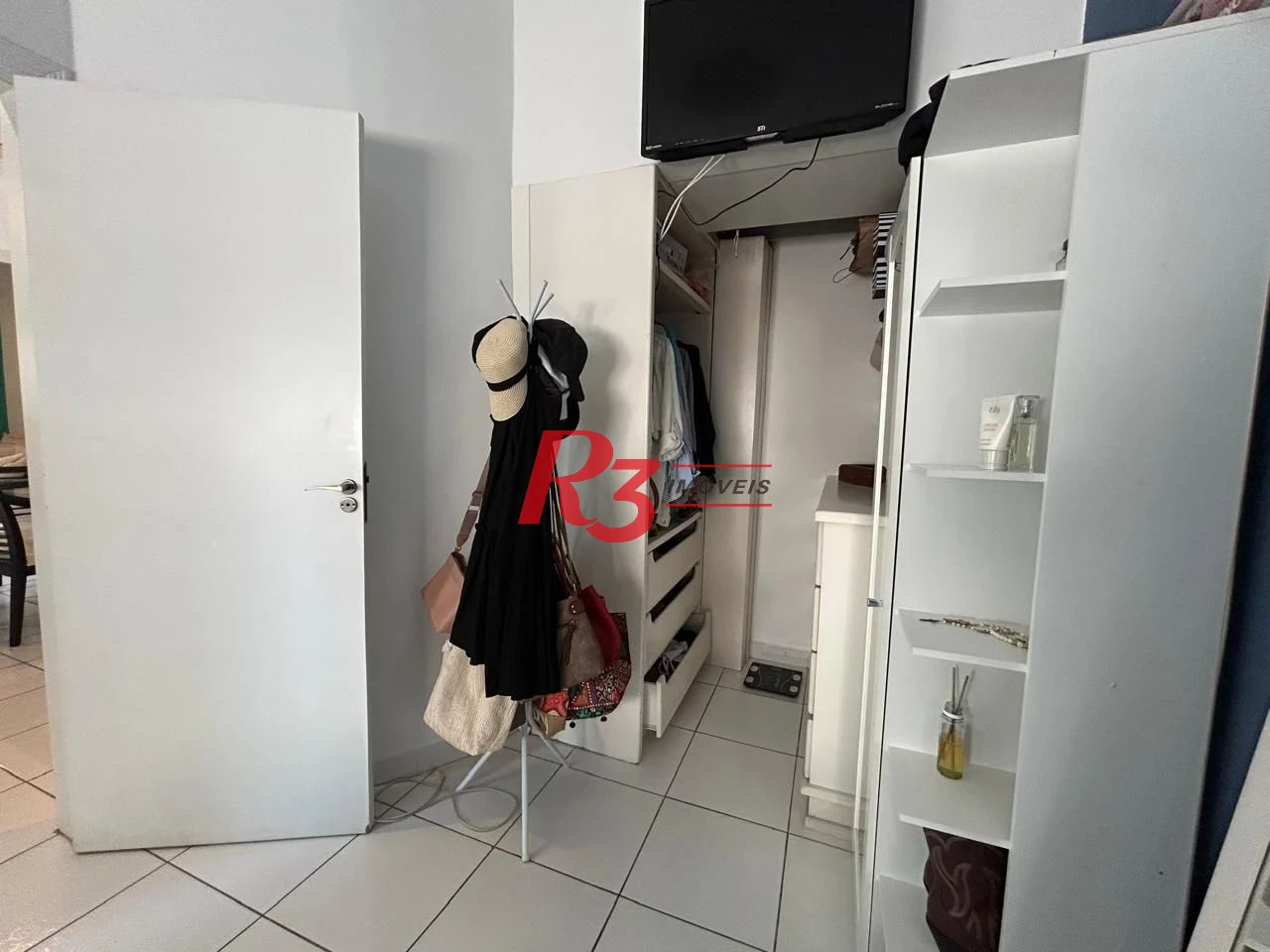 Apartamento com 2 dormitórios à venda, 57 m² por R$ 469.000,00 - Boqueirão - Santos/SP