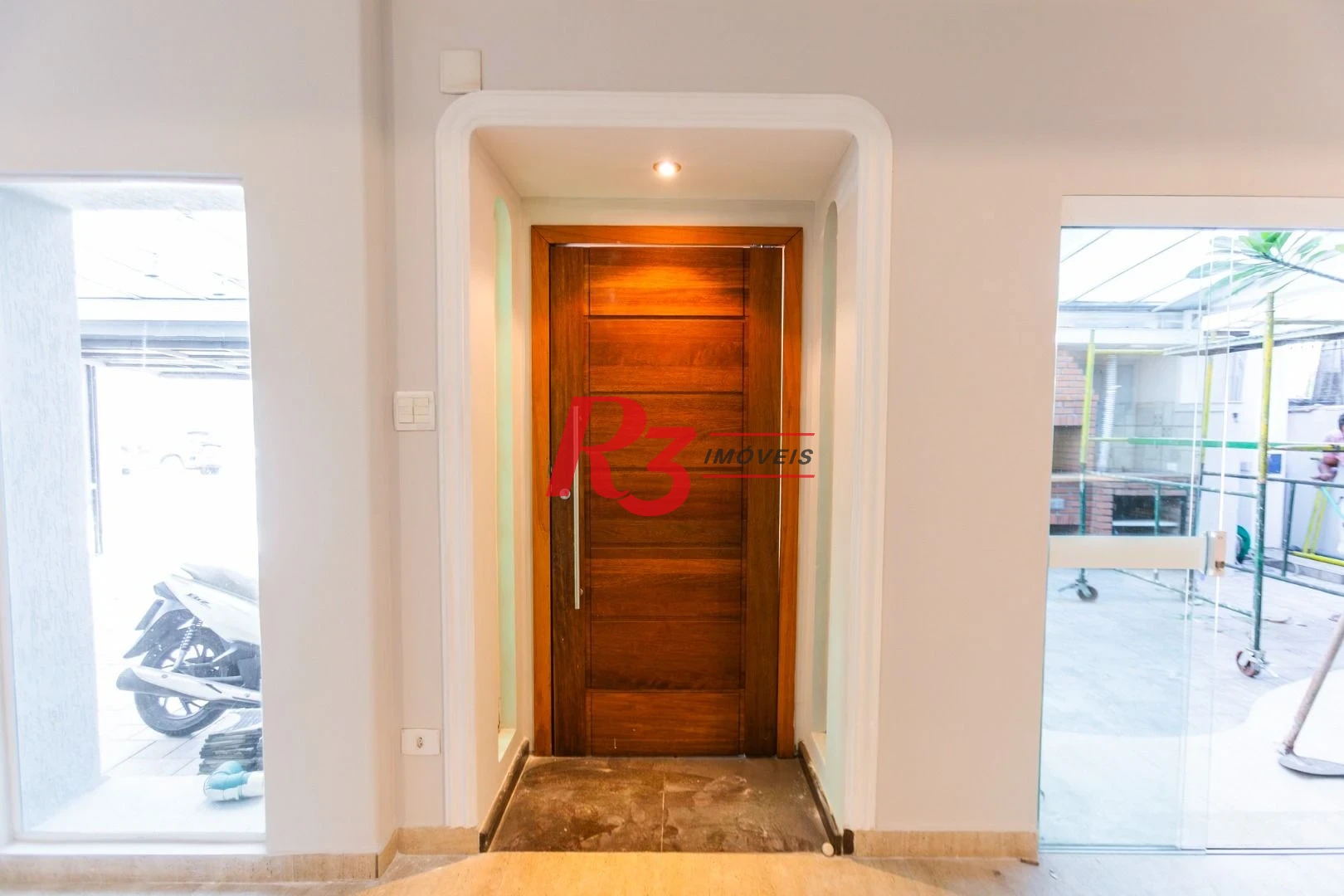 Sobrado para alugar, 176 m² por R$ 12.000,00/mês - Gonzaga - Santos/SP